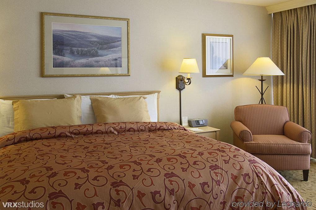 Cathedral Hill Hotel Сан-Франциско Экстерьер фото